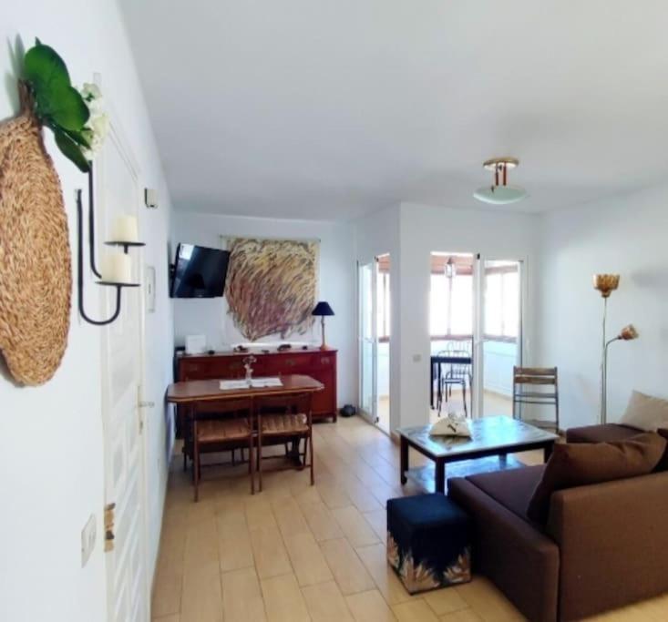Casa Roshan Playa Honda  Esterno foto