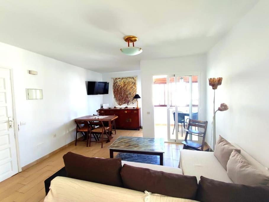 Casa Roshan Playa Honda  Esterno foto